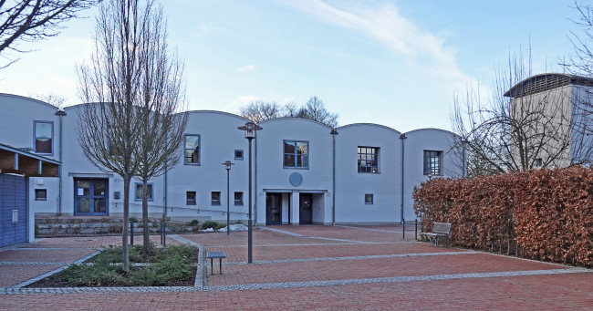 Johanneskirche mit Kindergarten und Kinderkrippe